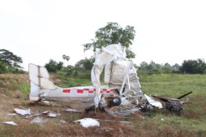 Mehr über den Artikel erfahren Leichtflugzeug abgestürzt 1 Toter und 1 Deutscher schwer verletzt.