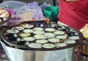 Mehr über den Artikel erfahren Khanom Khrok aus Thailand belegt den 4. Platz