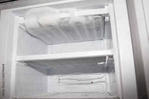 Mehr über den Artikel erfahren Tricks mit dem Kühlschrank und abtauen