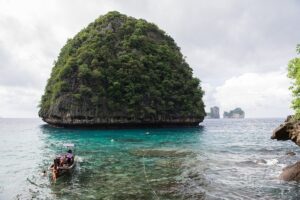 Mehr über den Artikel erfahren Diesmal traf es einige Touristen