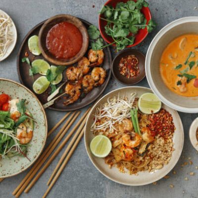 Thailändische und Asiatische Küche mit Bildern und Rezepturen.
