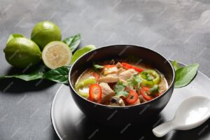 Mehr über den Artikel erfahren Frühstücks Suppe Khao Tom Gap