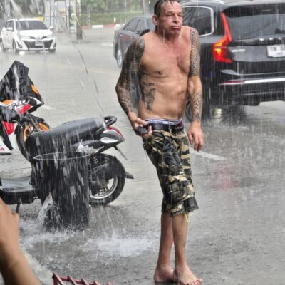 Führerschein, Spaß im Regen Terminal 21 und Oktoberfest im BZ. Casa Pascual Pattaya