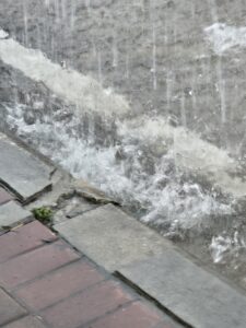 Mehr über den Artikel erfahren Regen, eine fast normale Sache, um diese Zeit in Thailand