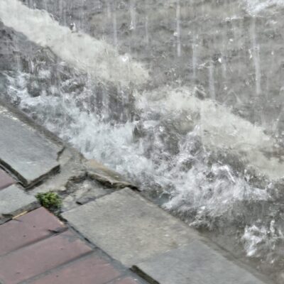 Regen, eine fast normale Sache, um diese Zeit in Thailand