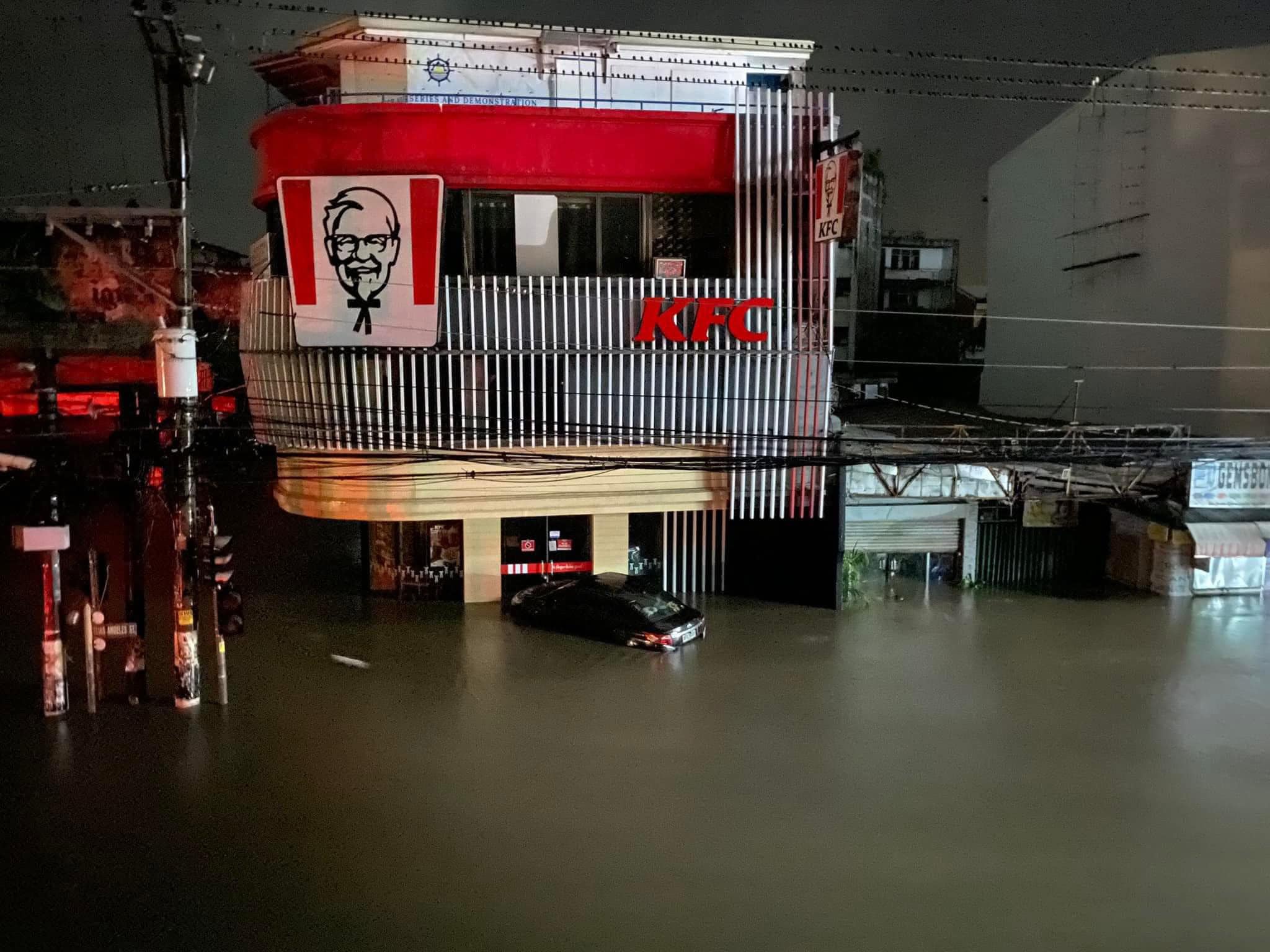 Ein Taifun wieder mal auf den Weg zu den Philippinen