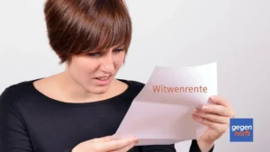 Mehr über den Artikel erfahren Jetzt wird an der Rente der jüngeren Ehepartner gespart.
