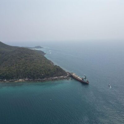 Schlimmes Unglück vor meiner Nase auf Koh Larn läuft ein Tanker auf Grund