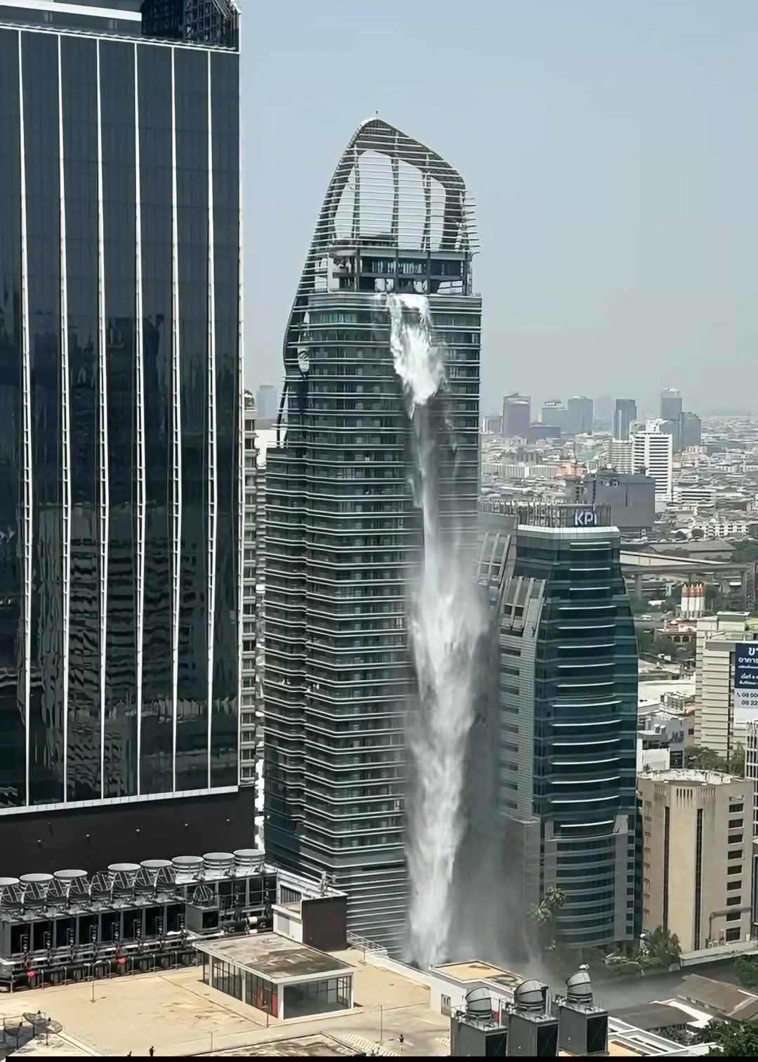 Du betrachtest gerade Gemischtes aus Asien, mit einer traurigen Geschichte.